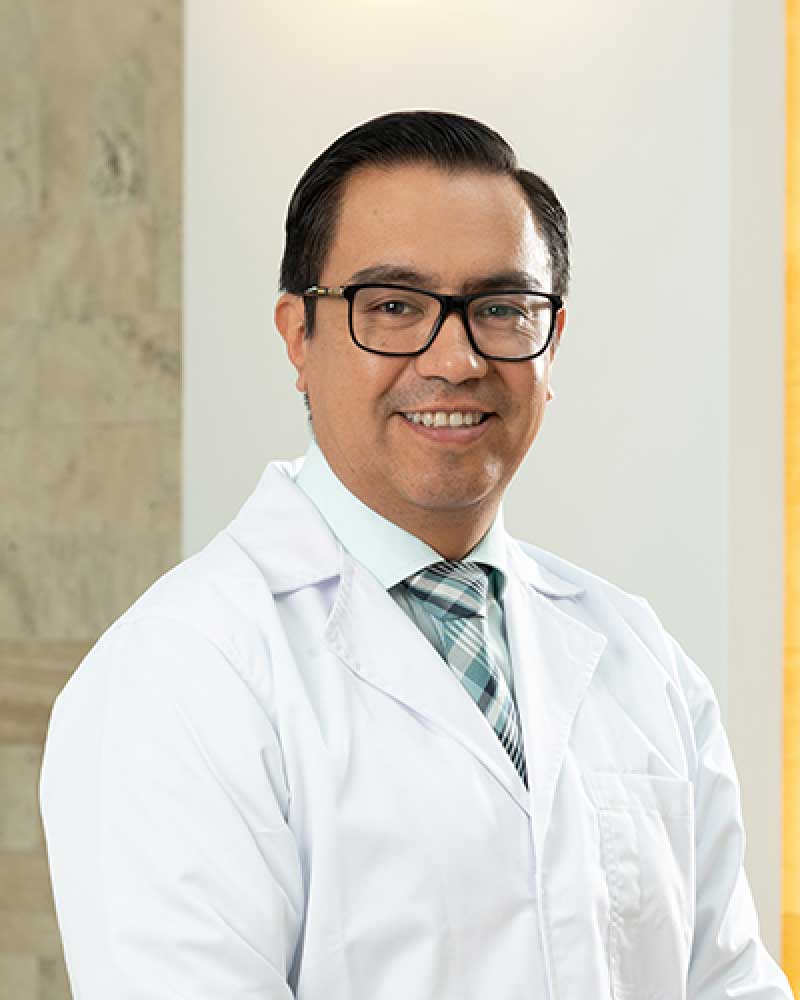 Dr. Marco Ojeda